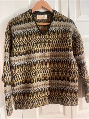 Vintage Iceland Lambswool V-Neck Sweater in Mustard, Gray & Black Fair Isle